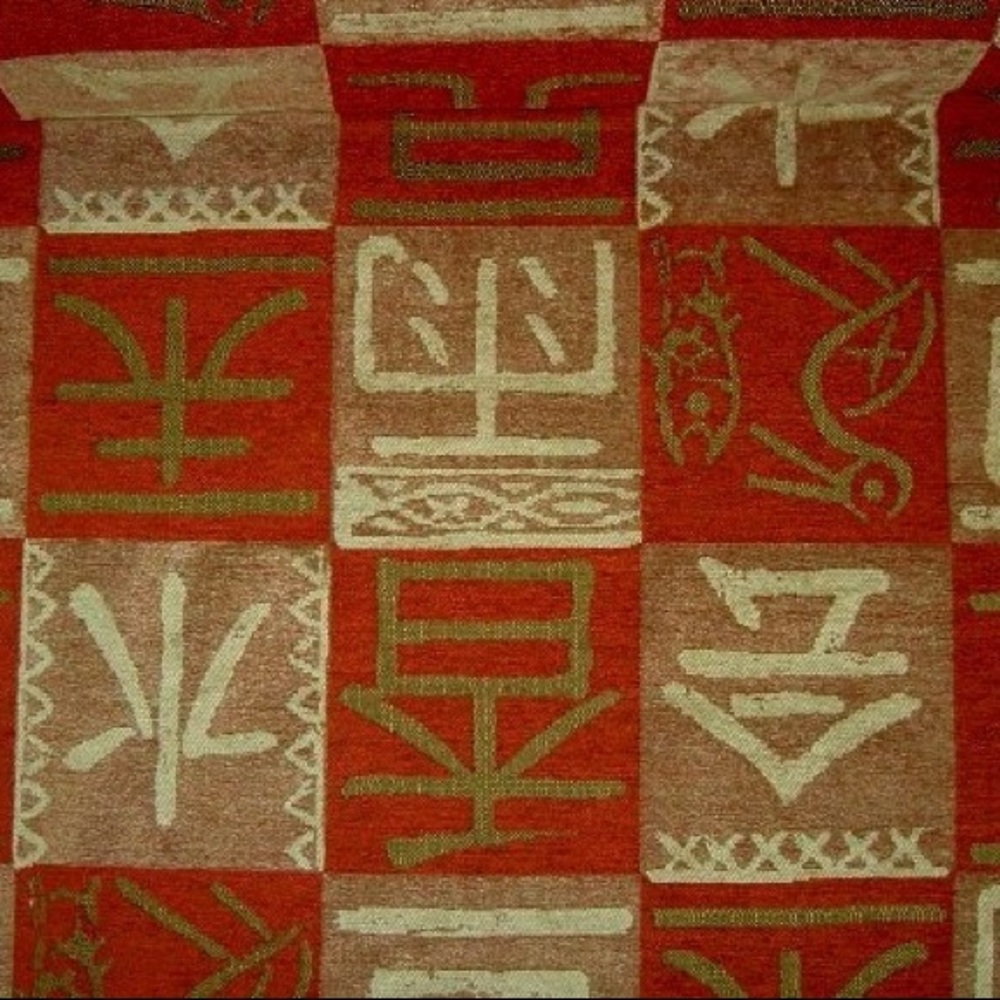 Chinoiserie Kabuki in Lacquer Japanese Characters